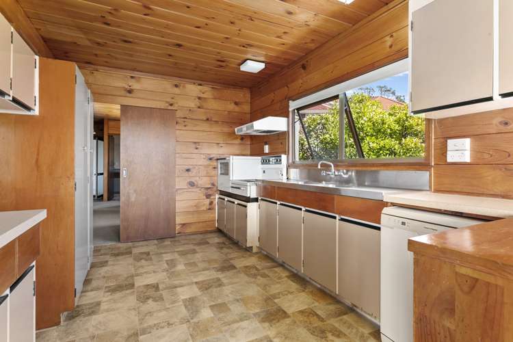 12 Mellons Bay Road Howick_23