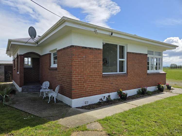 35 Factory Road Paretai_17