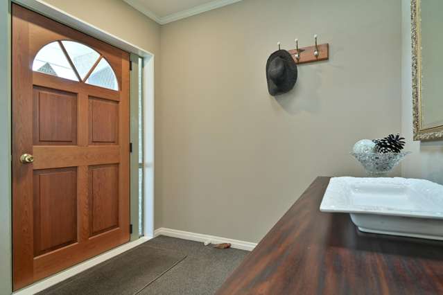 1/217 Mcleod Street Camberley_1