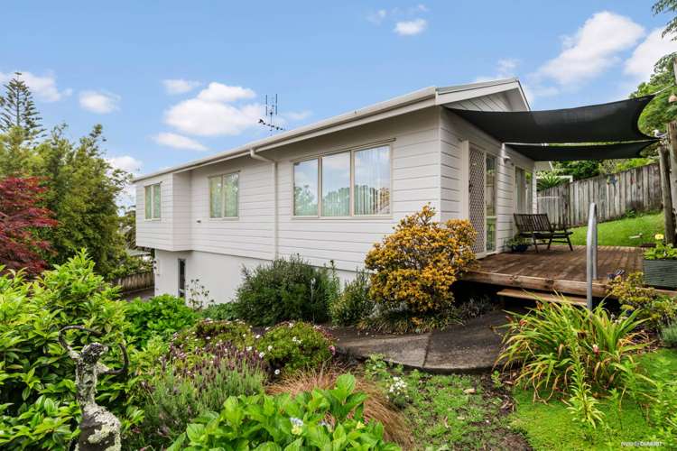2A Mossop Rise Glenfield_12