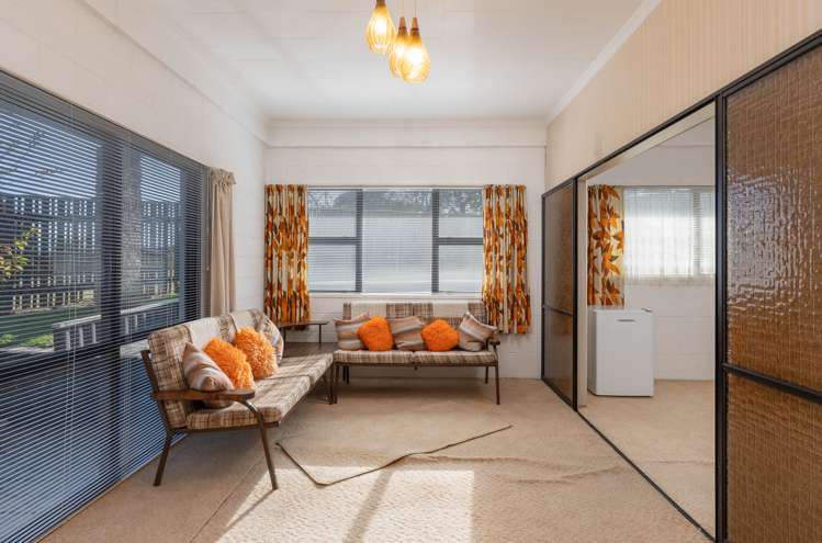 24 Hinerau Grove Waipahihi_11