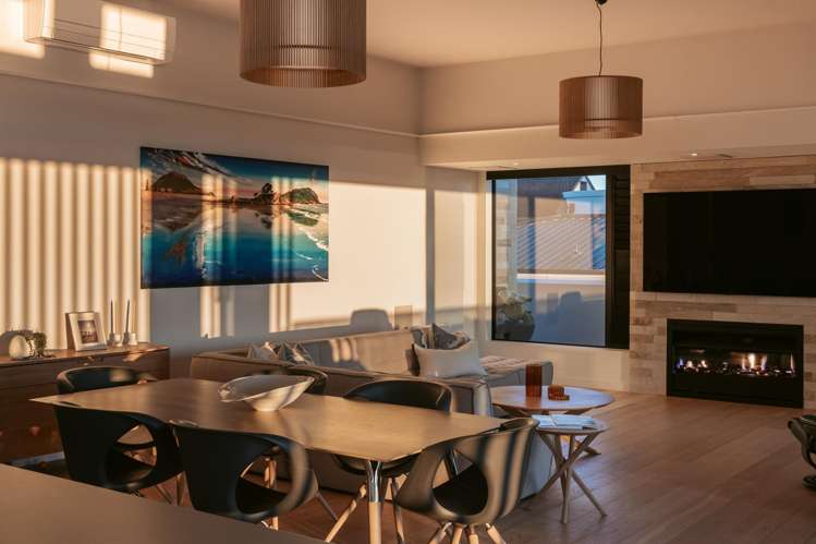 87 Marine Parade Mount Maunganui_13