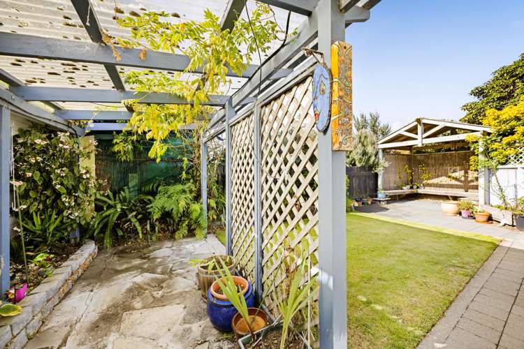8A Grant Vc Street Hawera_16
