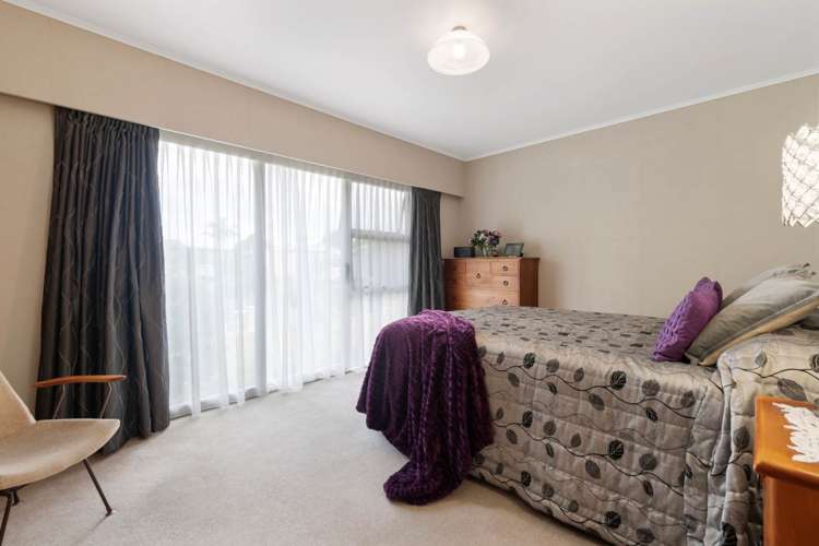 37 Magnolia Avenue Papakura_14