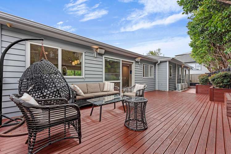 15 Farnol Street Hillsborough_18