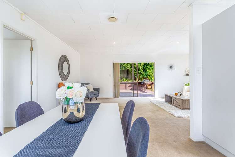 2/194 Waimumu Road Massey_7