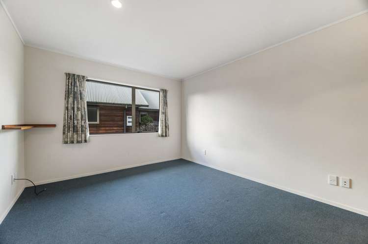 24 Barraud Place Pukehangi_15