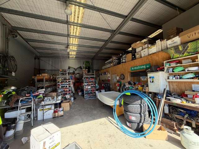 Unit A/32 Market Place Papamoa_1