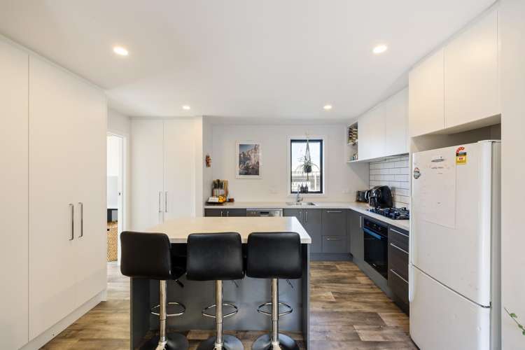 2/19 Tensing Place Sockburn_5