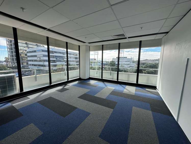 2 Osterley Way, Manukau City Centre_3