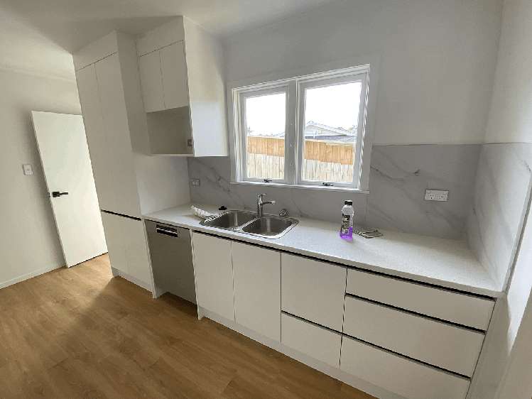 34 Cassino Street Bayswater_11