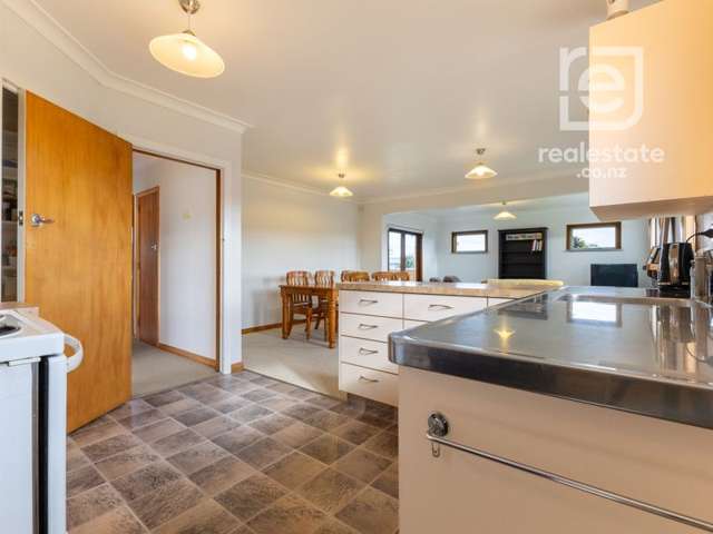 11 Aberdeen Avenue Takaro_1