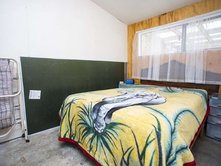 100b The Drive Whangamata_5