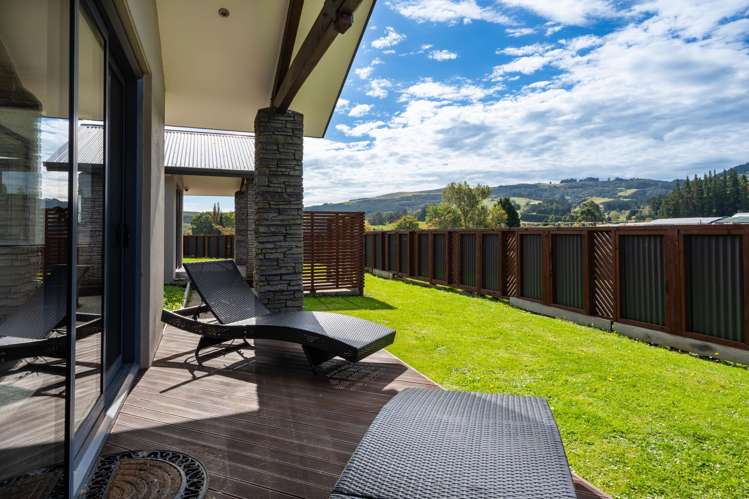 6 Grandvista Drive Green Island_21