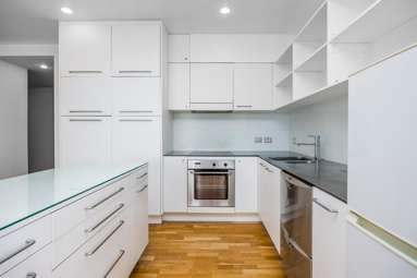 1401/30 Beach Road_2