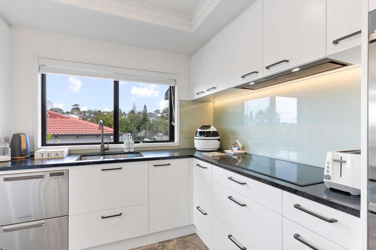 32 Amante Crescent Mairangi Bay_14