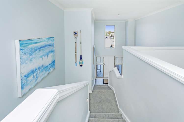 8 Excalibur Place Burwood_24