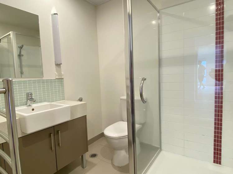 425/4 Wagener Place Mt Albert_11