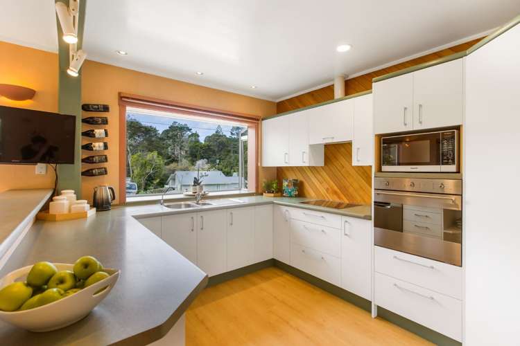 41 Castleton Street Birkdale_3