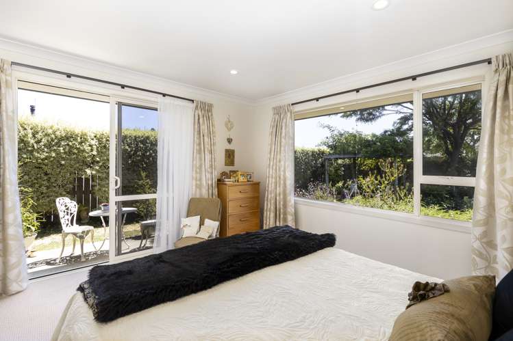 4 Easthaven Place Redwoodtown_13