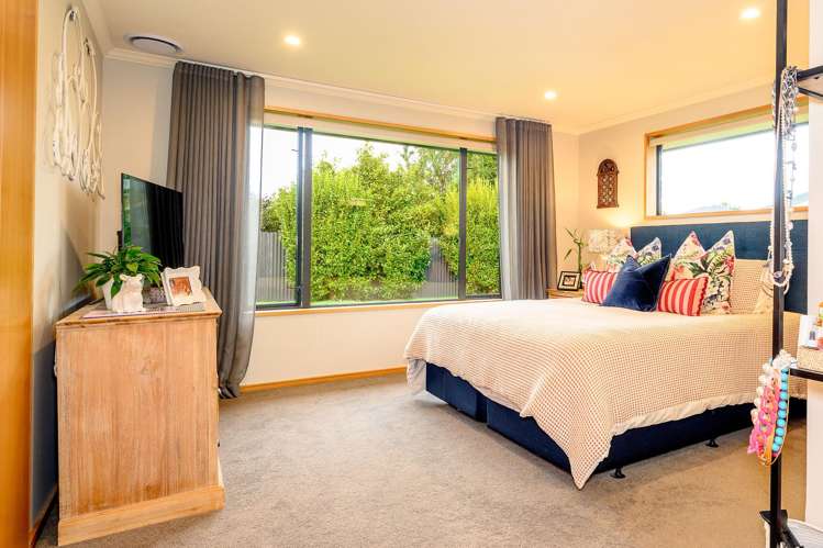 6 Robina Place Gore_25