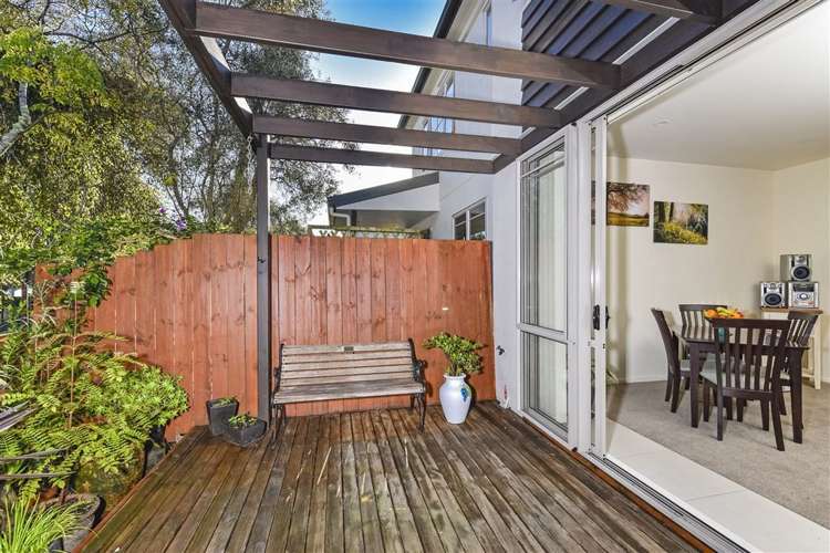 2/36 Fields Parade Oteha_17