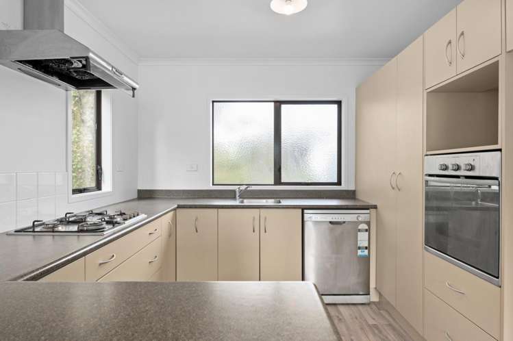 12E Dowding Street 1107_9
