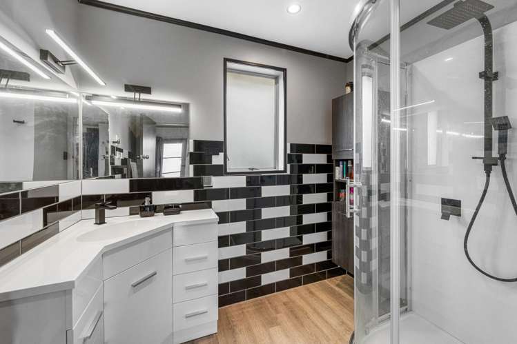 35D Station Street Alexandra_3