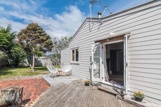 55 Bluegum Road Paraparaumu Beach_1