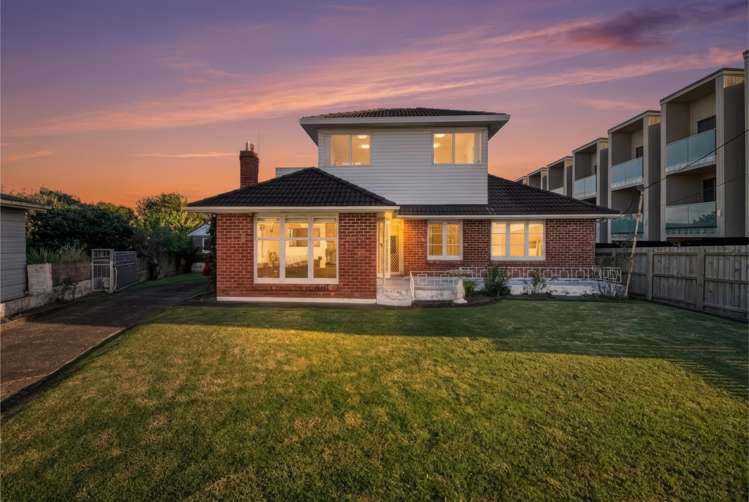 2 Toru Street Te Atatu Peninsula_19