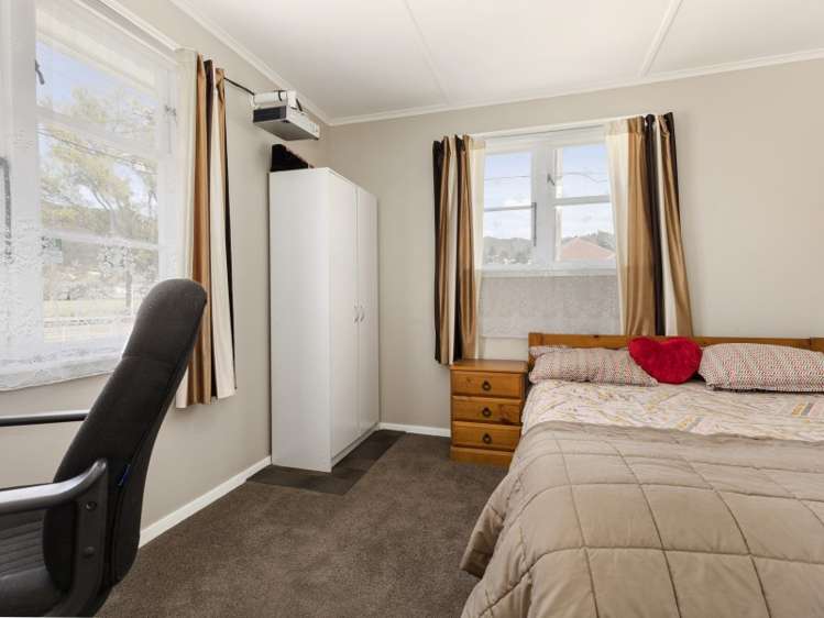 308 George Street Stokes Valley_9