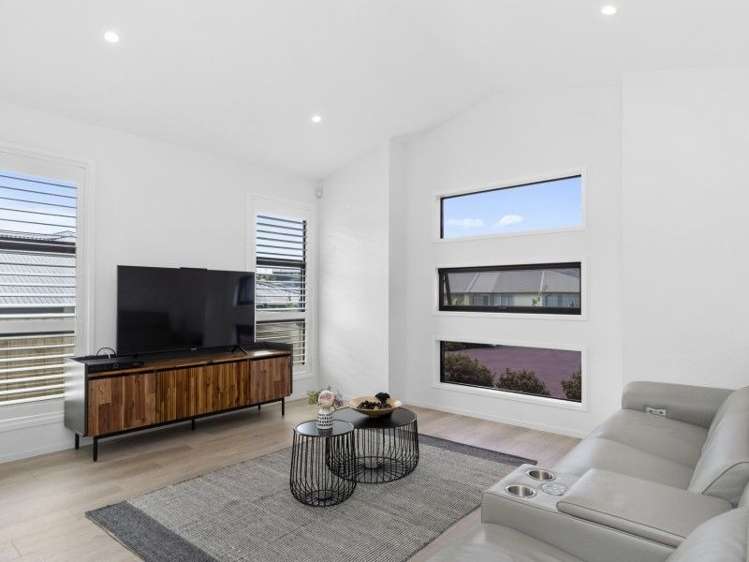 38 Puhirake Crescent Pyes Pa_1