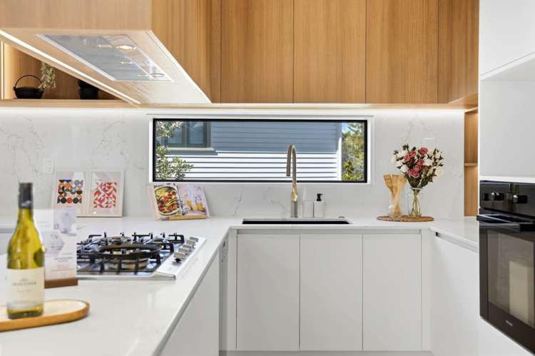 2/1 Montana Avenue Murrays Bay_6