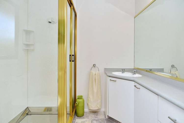 1 Castle Way Beckenham_11