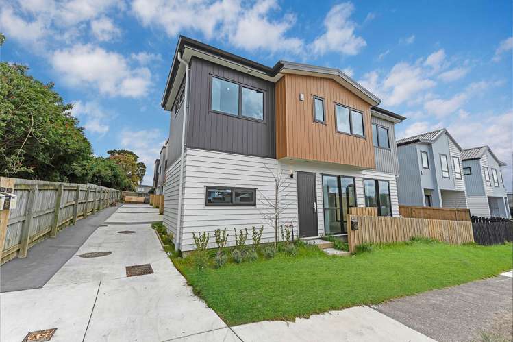 1 Inviting Oasis Mangere_16