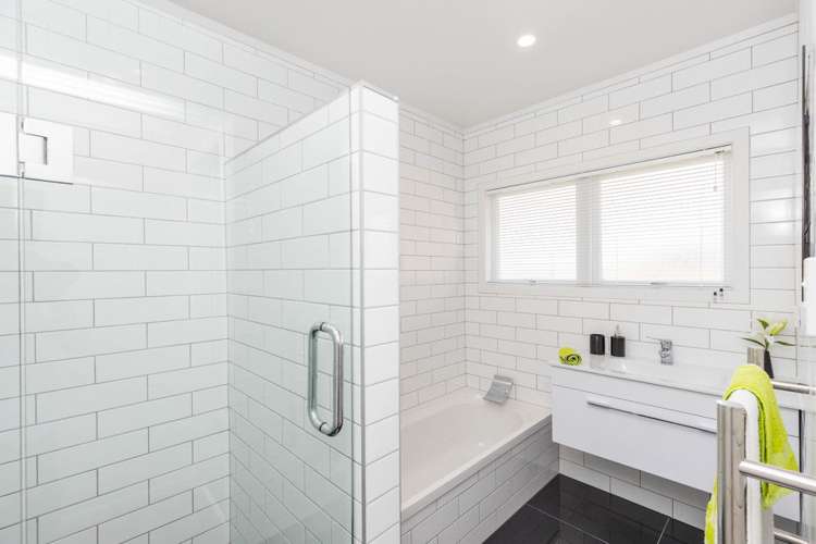 140 Clevedon Road Papakura_8