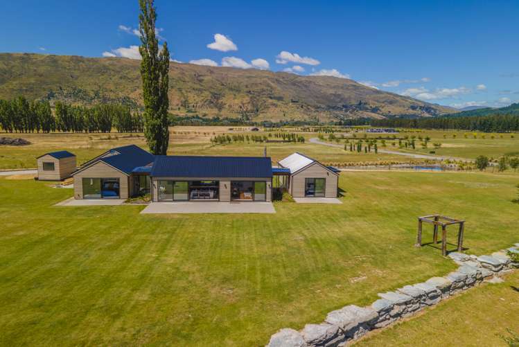 2 Little Orchard Way Wanaka_4