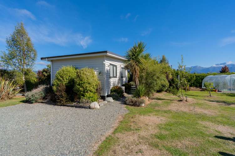 75 Burnby Drive Te Anau_24