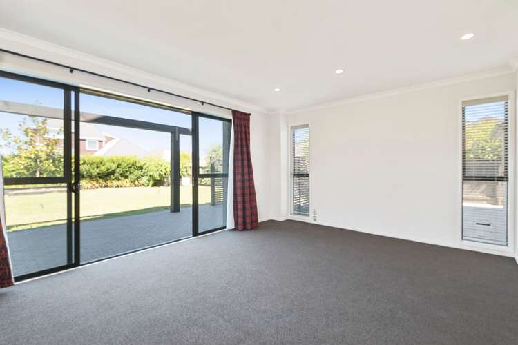 3 Bottle Lake Drive Parklands_3