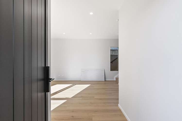 1-4/37 Barneys Farm Road_1