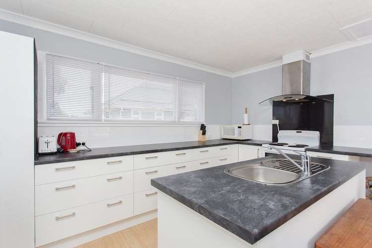 172 Springs Road Hornby_4