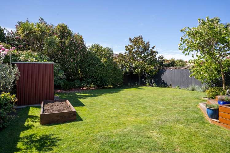 2/174b Grimseys Road Redwood_30