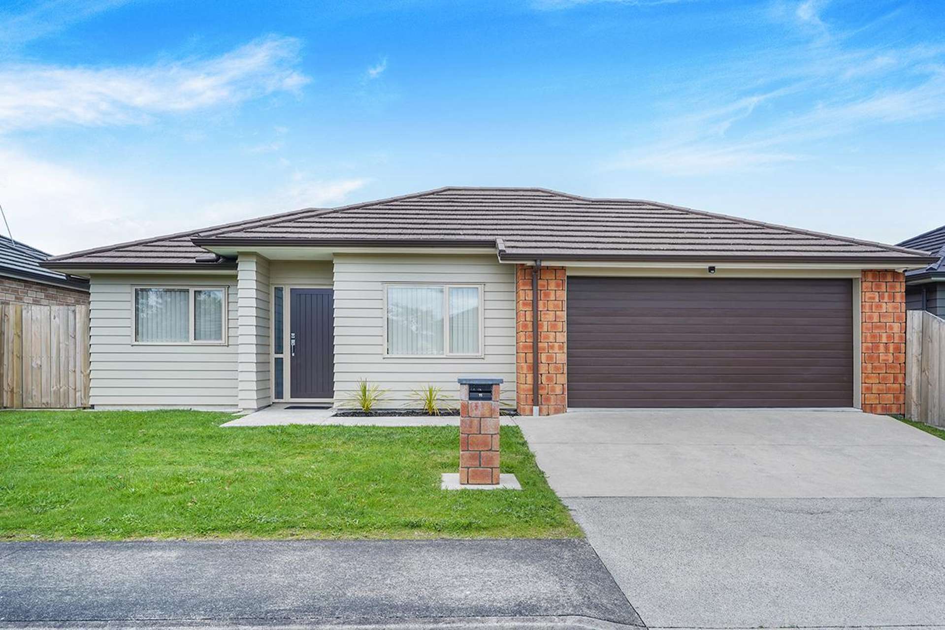 11 Charlotte Crescent Dinsdale_0