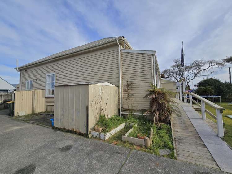 219 Hampden Street Hokitika_24