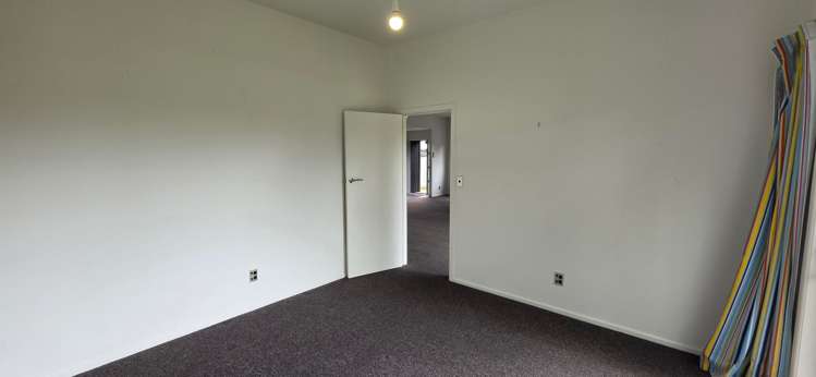  12 Rimutaka Street Paraparaumu_13