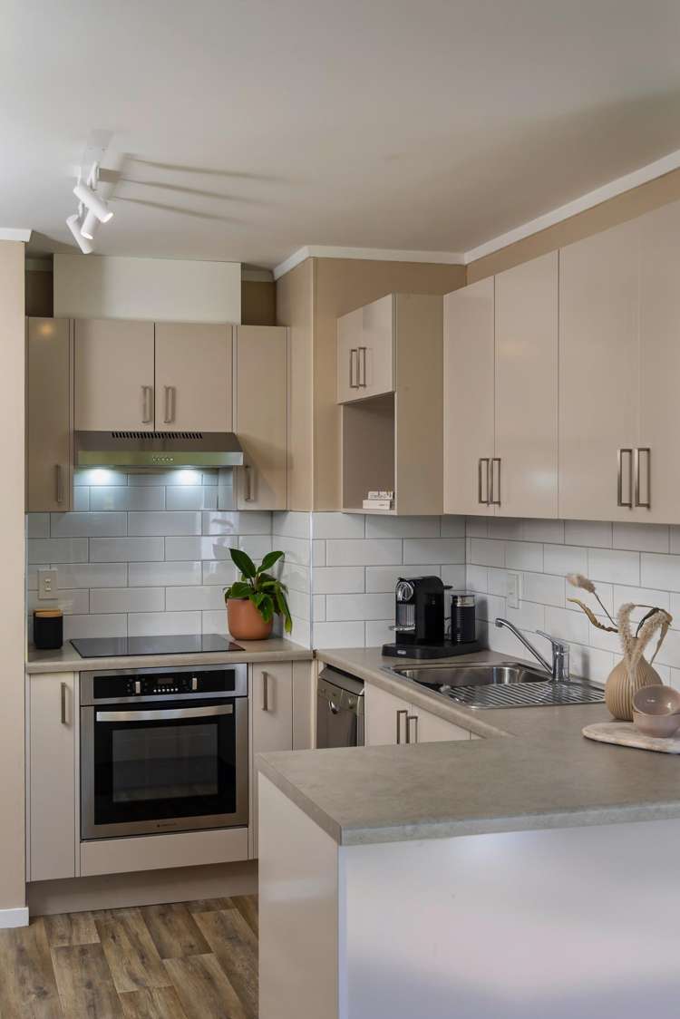 2/30 Trojan Crescent New Lynn_11