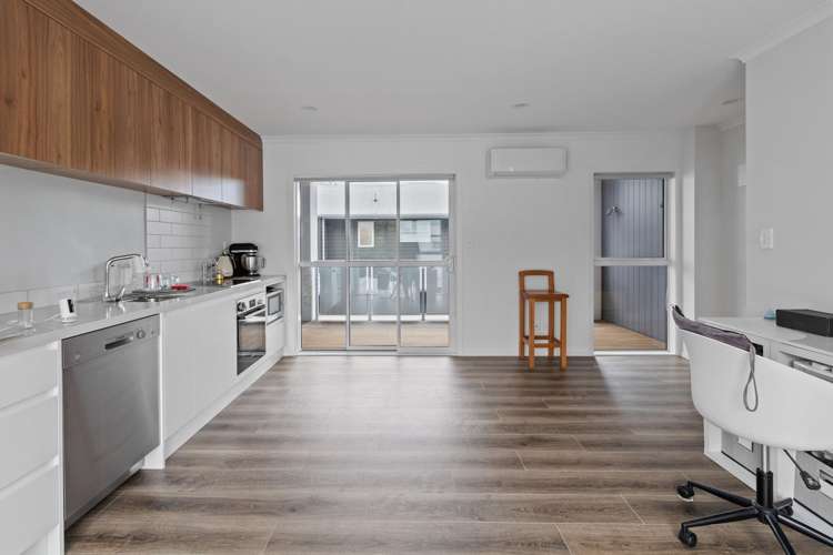 8/4 Palmerston Street 10463_2