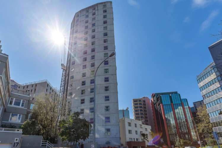 13Fad/15 Whitaker Place_1