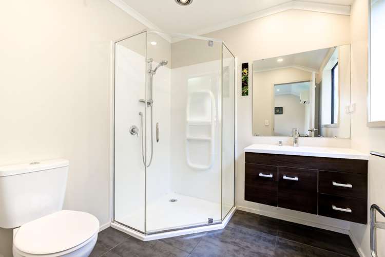 25 Aquila Crescent Rototuna North_8