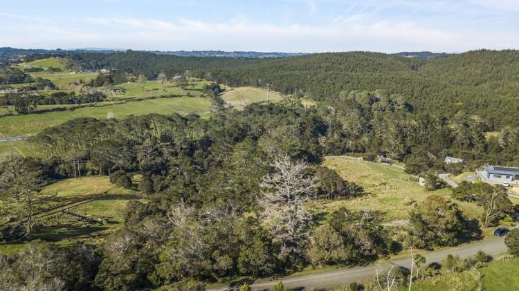 51 Drury Lane Dairy Flat_9